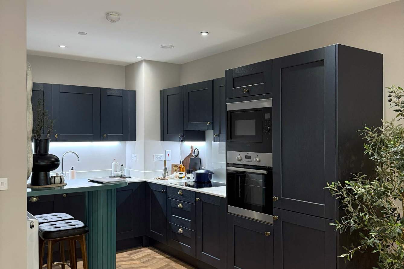 藍莎集團 - 英國樓盤、英國物業代理 | 英國買樓置業一站式服務